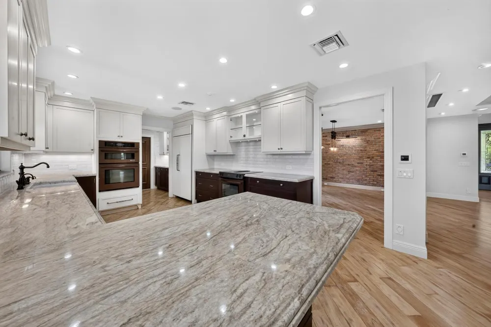 5591 W Leitner Drive Coral Springs, FL 33067