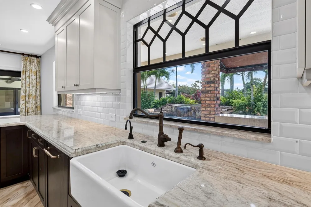 5591 W Leitner Drive Coral Springs, FL 33067