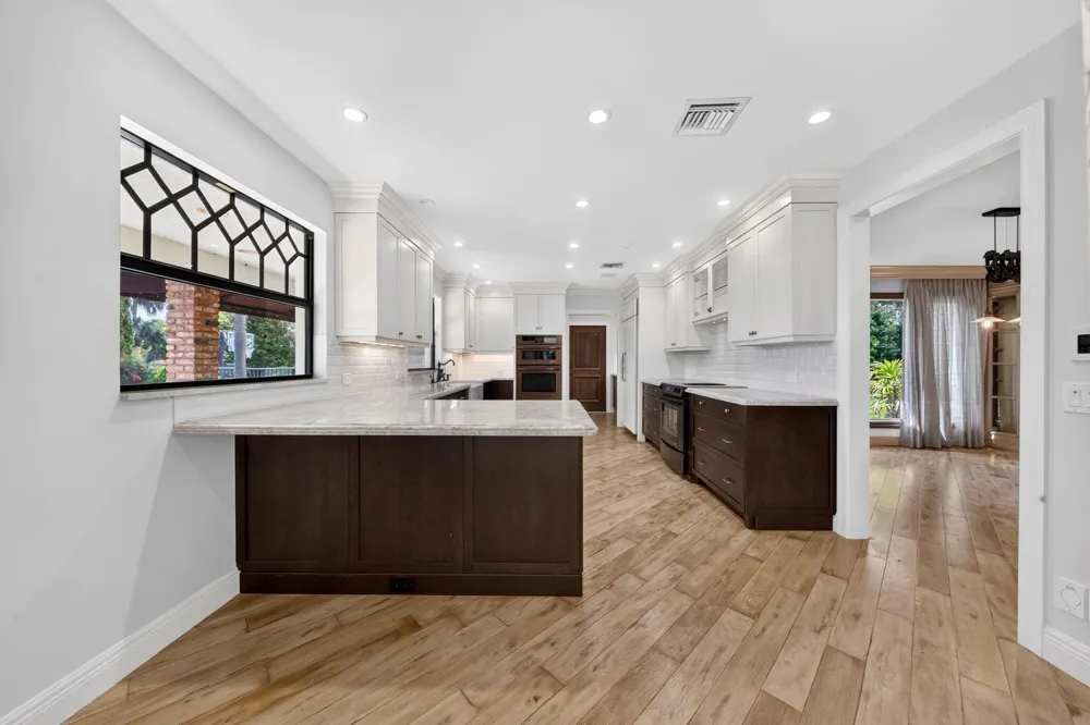 5591 W Leitner Drive Coral Springs, FL 33067