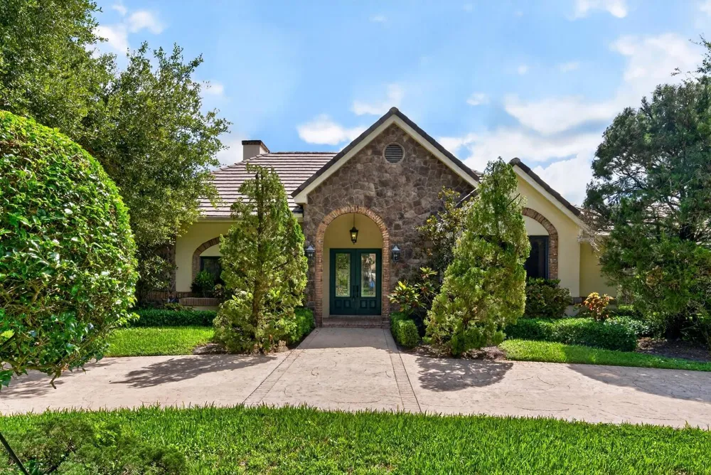 5591 W Leitner Drive Coral Springs, FL 33067