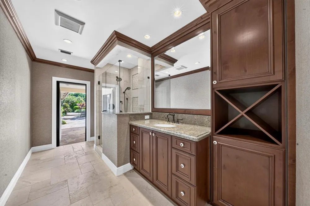 5591 W Leitner Drive Coral Springs, FL 33067