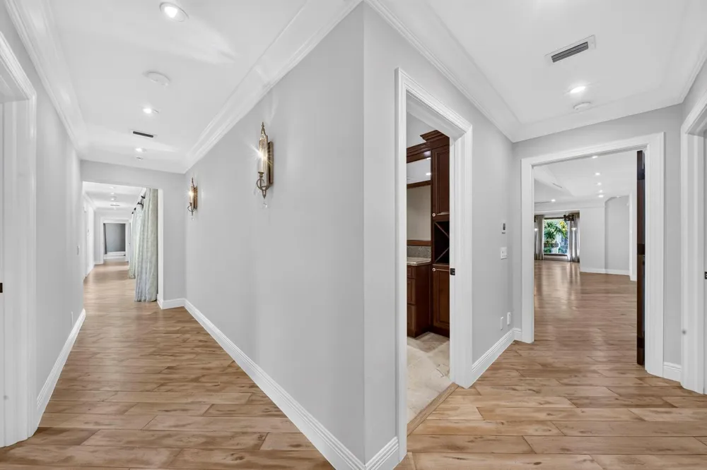 5591 W Leitner Drive Coral Springs, FL 33067