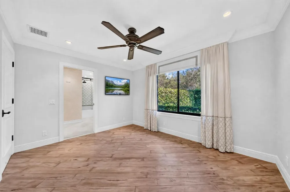 5591 W Leitner Drive Coral Springs, FL 33067