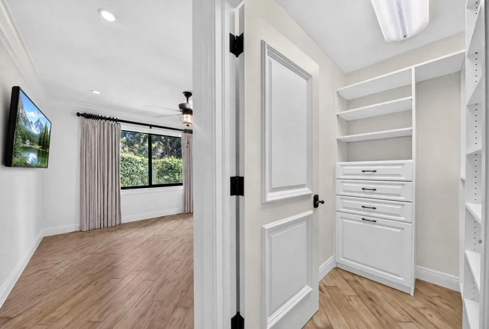 5591 W Leitner Drive Coral Springs, FL 33067