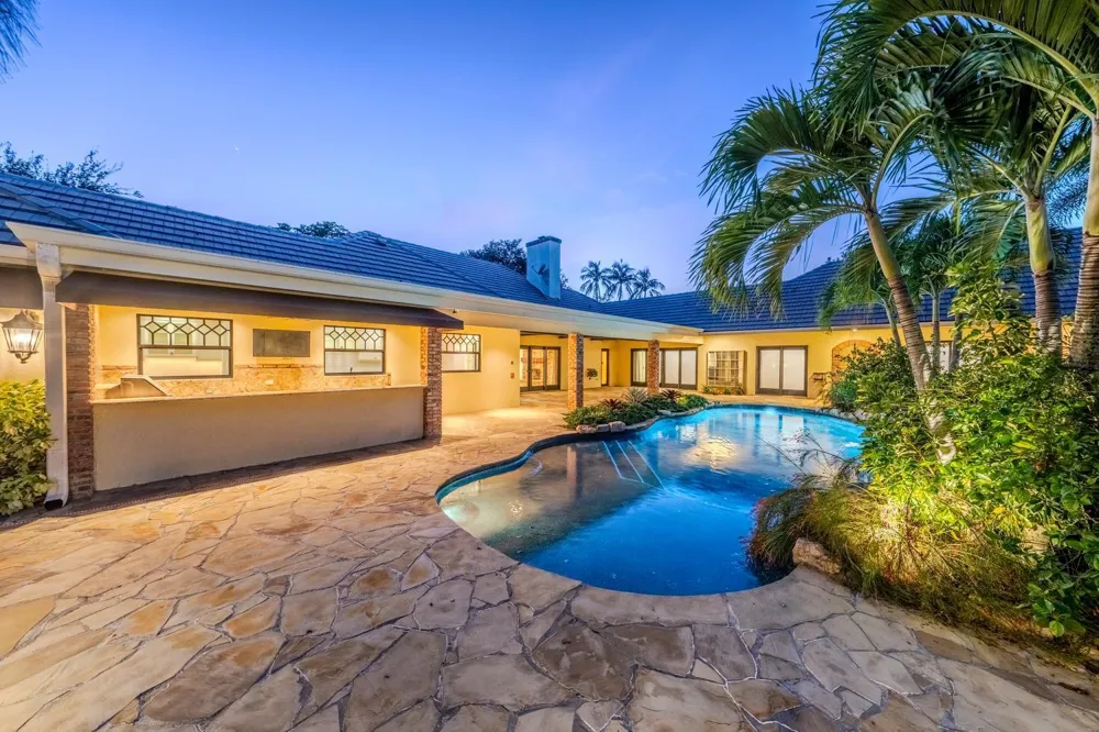 5591 W Leitner Drive Coral Springs, FL 33067