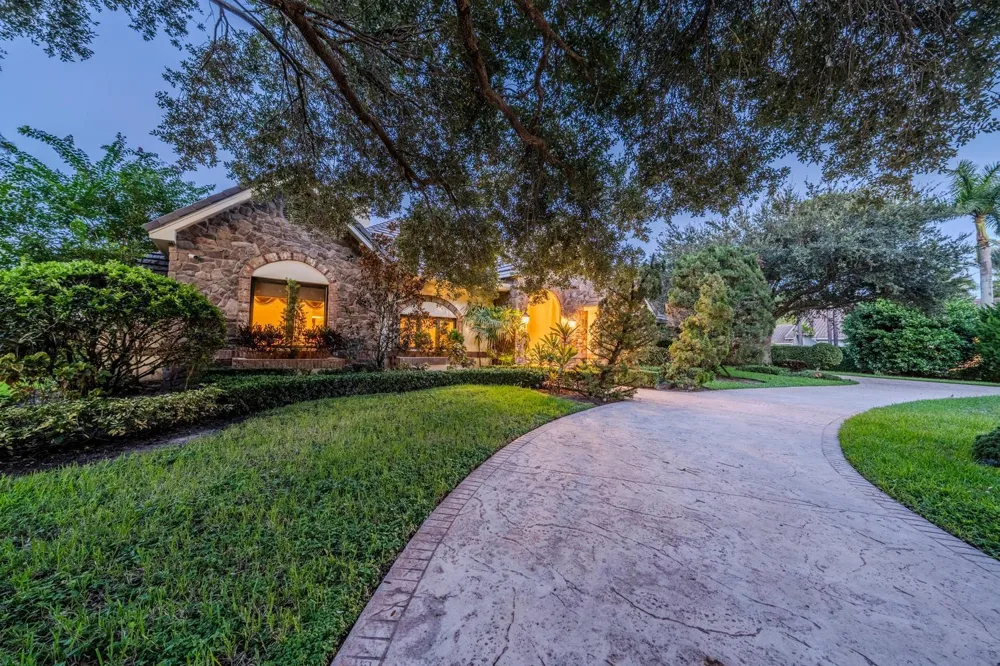 5591 W Leitner Drive Coral Springs, FL 33067