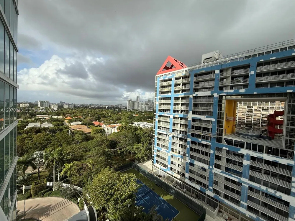 2101 Brickell Ave #1002 Miami, FL 33129