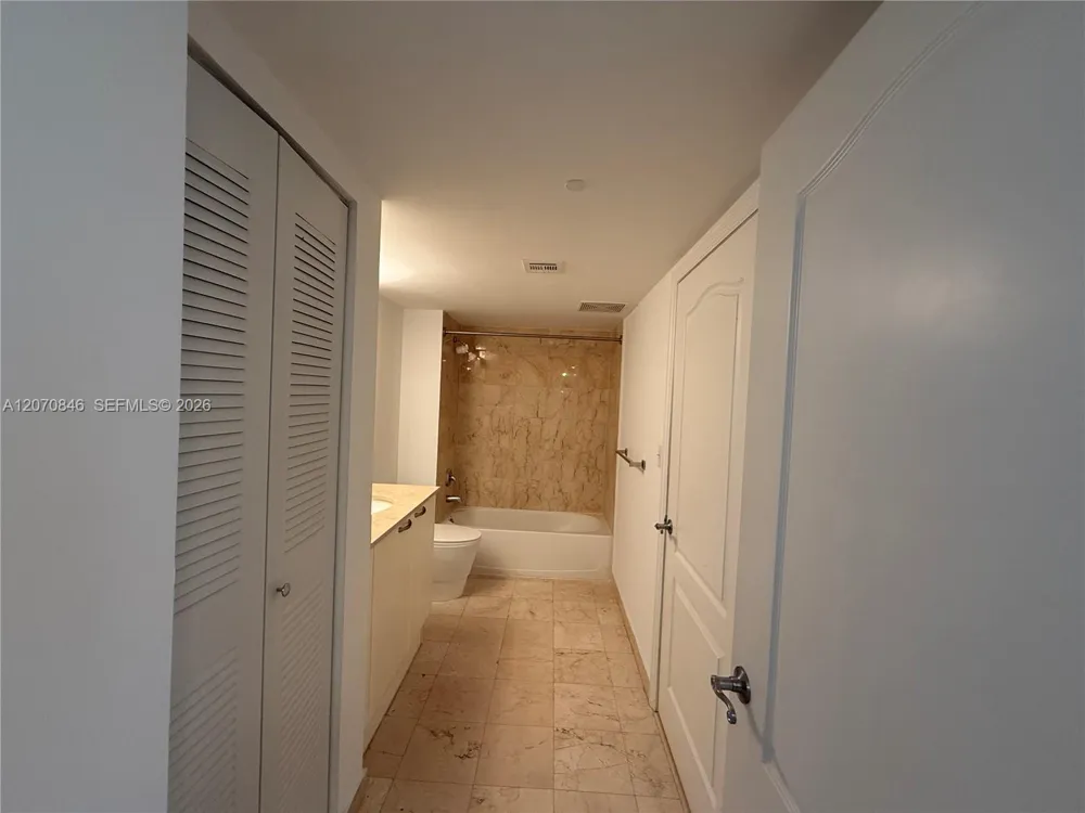 2101 Brickell Ave #1002 Miami, FL 33129