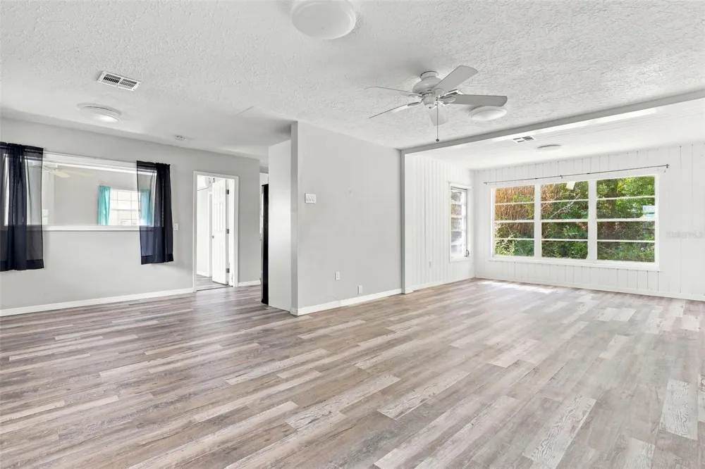 1840 GLENGARY STREET Sarasota, FL 34231