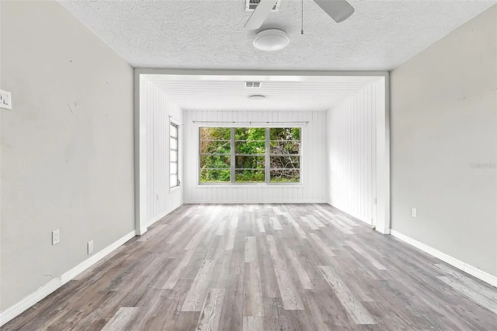 1840 GLENGARY STREET Sarasota, FL 34231