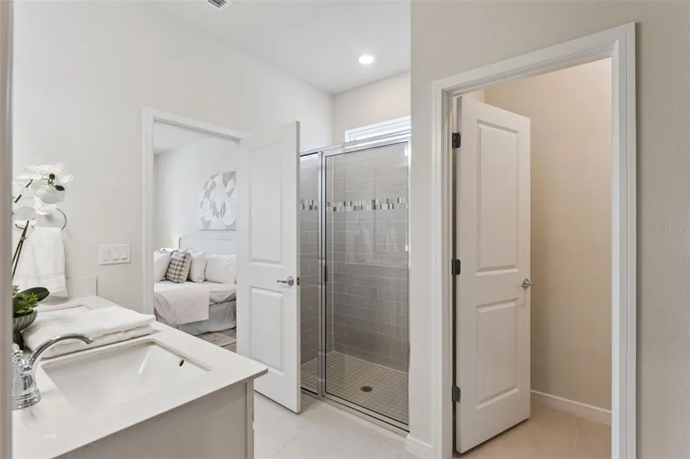 2220 CANOPY TERRACE BOULEVARD Deland, FL 32724