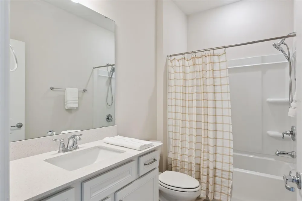 2220 CANOPY TERRACE BOULEVARD Deland, FL 32724