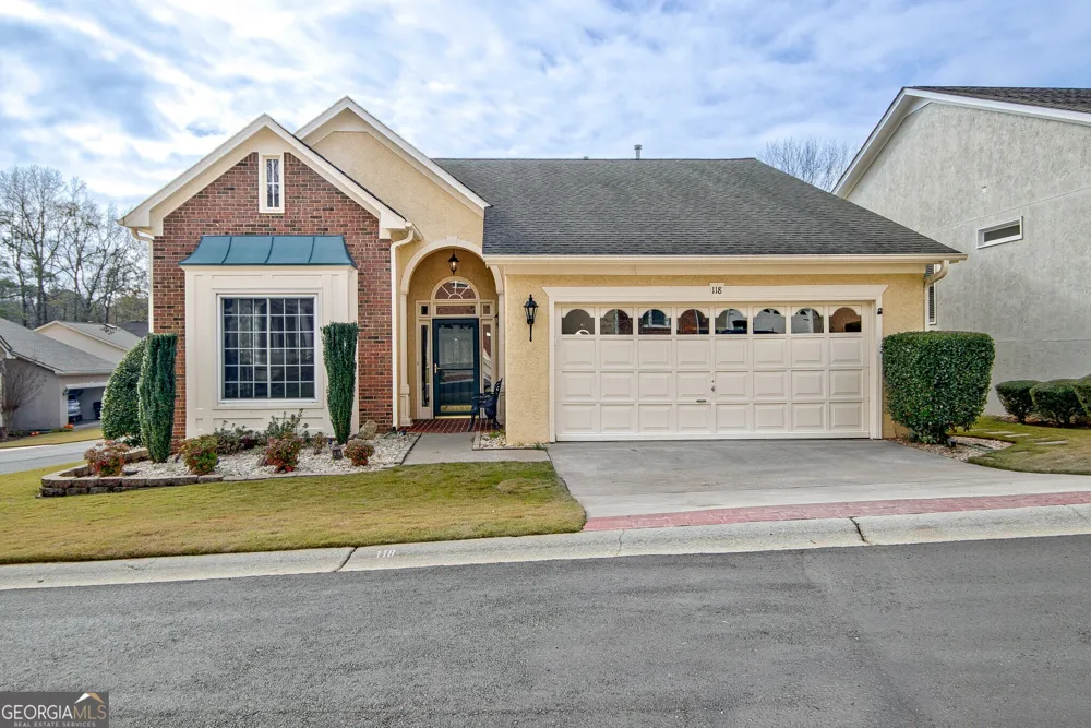 118 Augusta DR Peachtree City, GA 30269