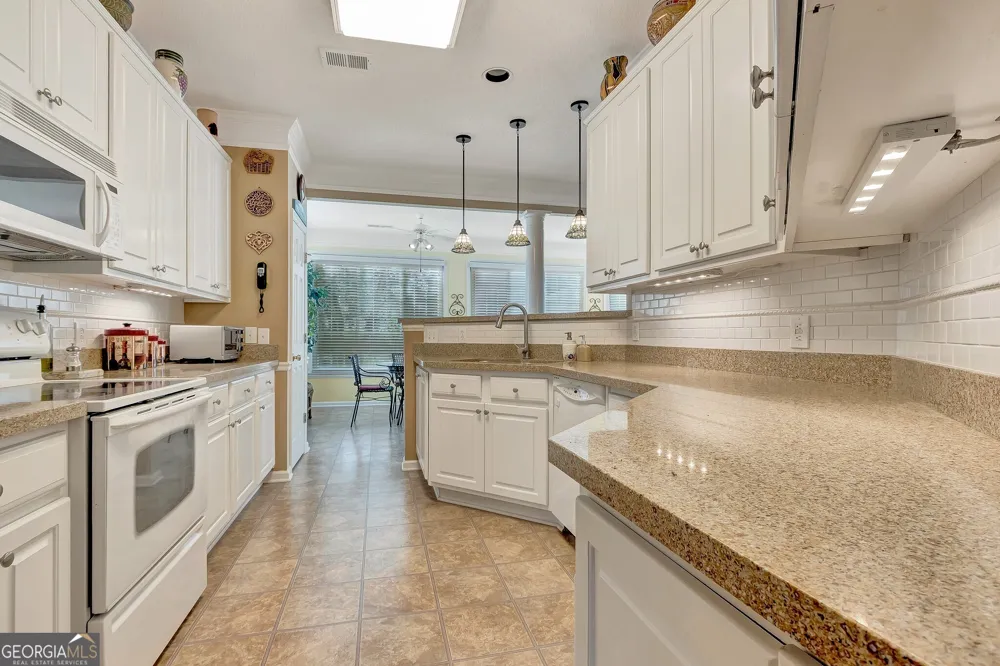 118 Augusta DR Peachtree City, GA 30269