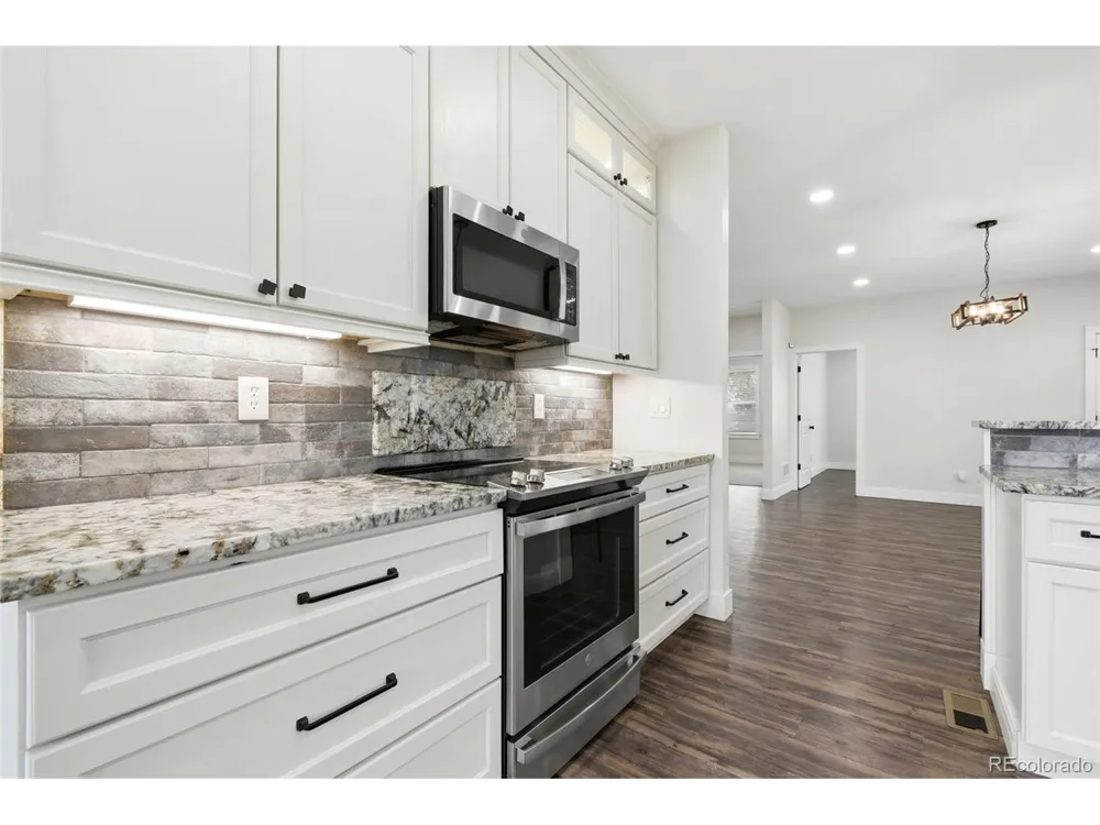 23240 County Road 21 Fort Morgan, CO 80701