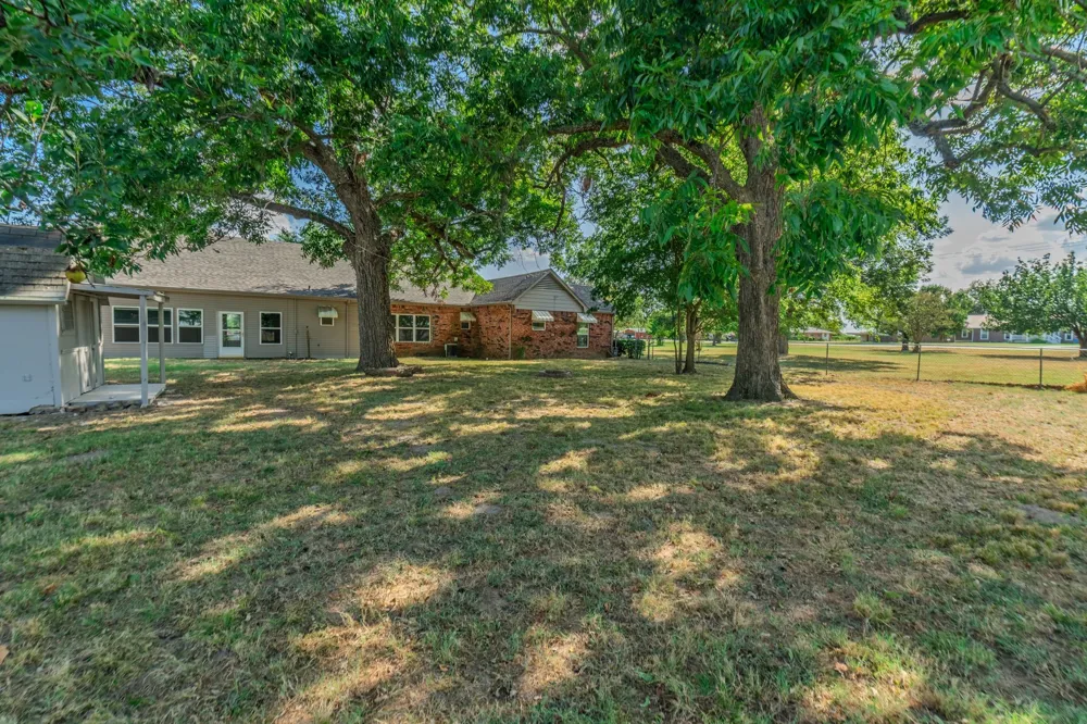 1916 Church Street Sulphur Springs, TX 75482