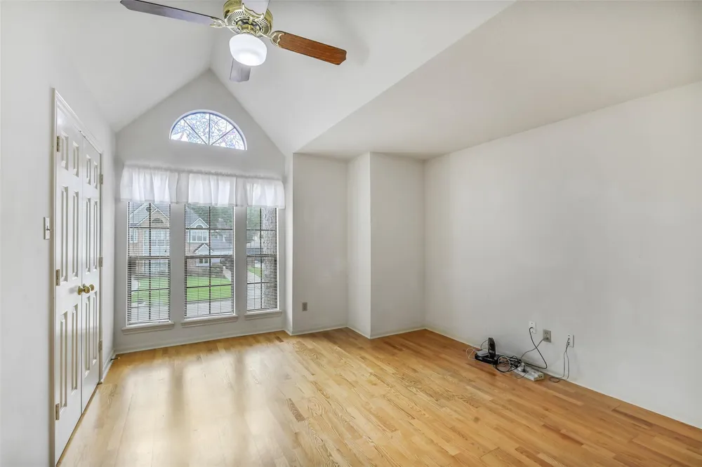 5623 Spring Lodge Drive Kingwood, TX 77345