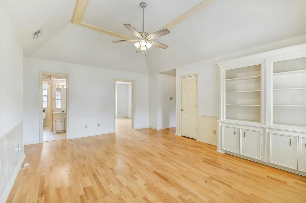 5623 Spring Lodge Drive Kingwood, TX 77345