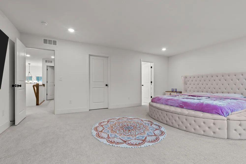 137 Tiger Lillie Lane Niles, MI 49120