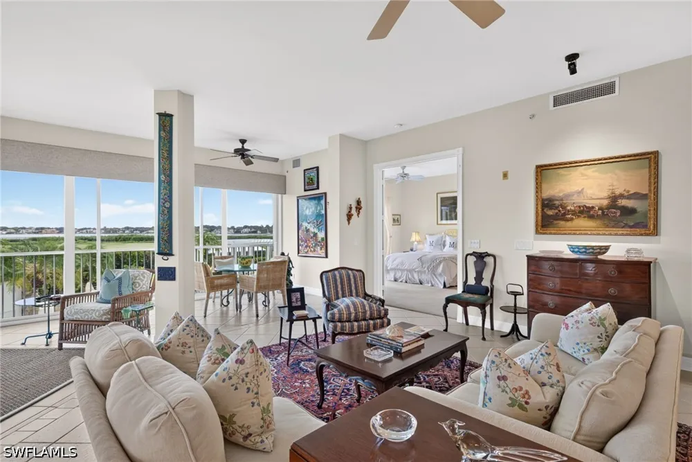 STAR POINT LANE #2-201 Naples, FL 34112