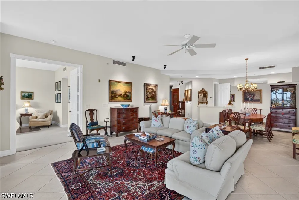 STAR POINT LANE #2-201 Naples, FL 34112