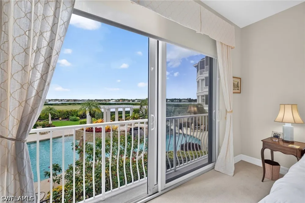 STAR POINT LANE #2-201 Naples, FL 34112