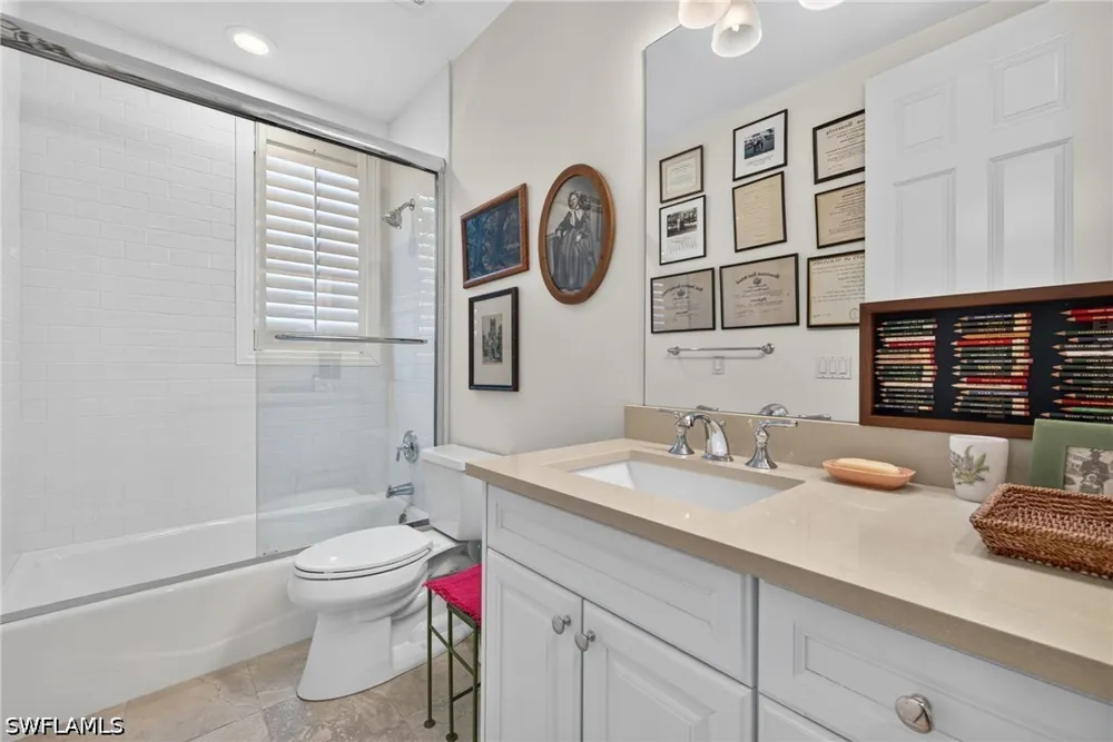 STAR POINT LANE #2-201 Naples, FL 34112