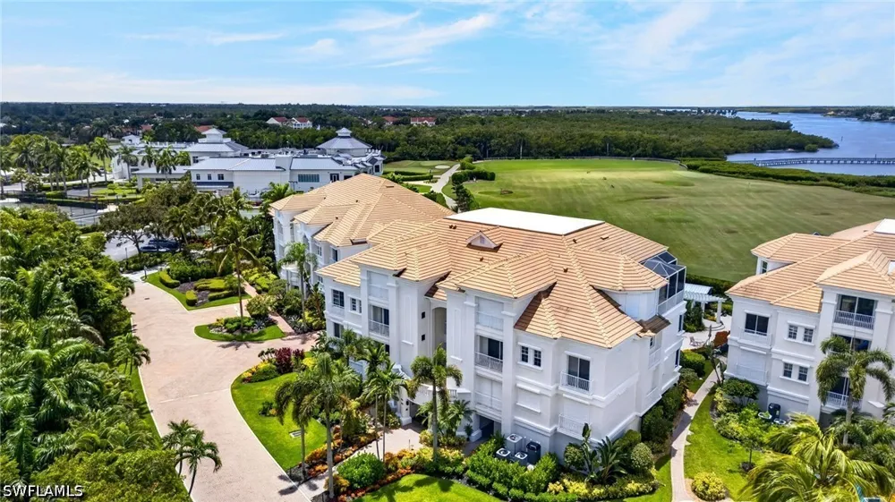 STAR POINT LANE #2-201 Naples, FL 34112