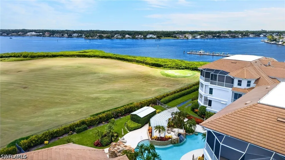 STAR POINT LANE #2-201 Naples, FL 34112