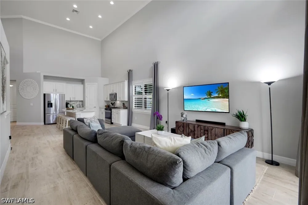 Wilton Drive Naples, FL 34109