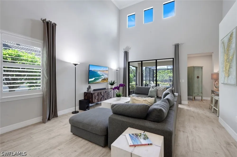 Wilton Drive Naples, FL 34109