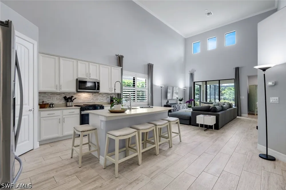 Wilton Drive Naples, FL 34109