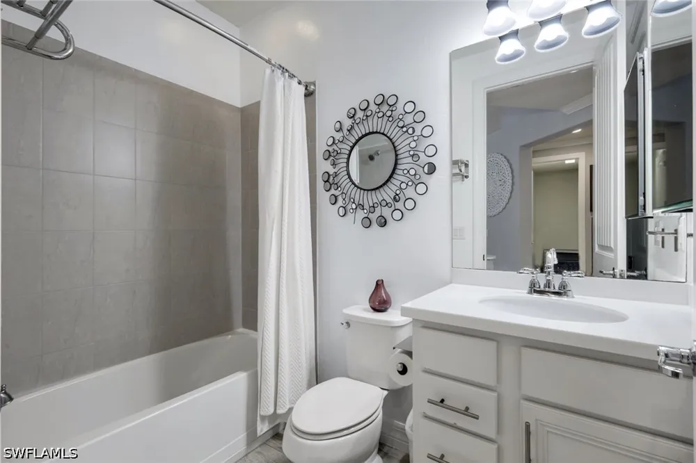 Wilton Drive Naples, FL 34109