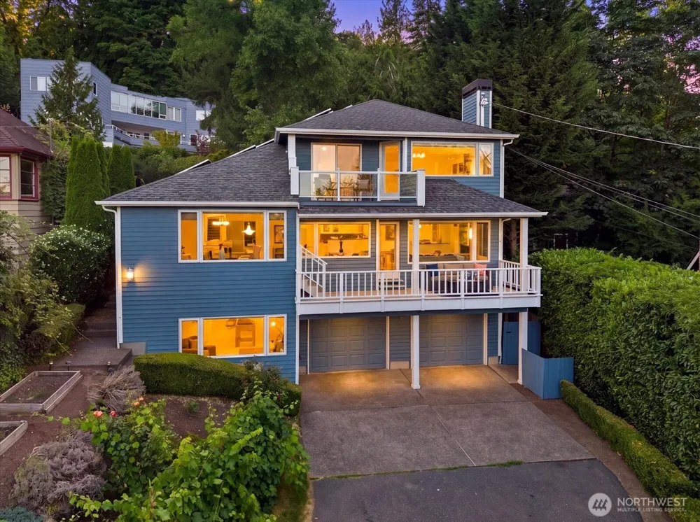 9009 45th Avenue NE Seattle, WA 98115
