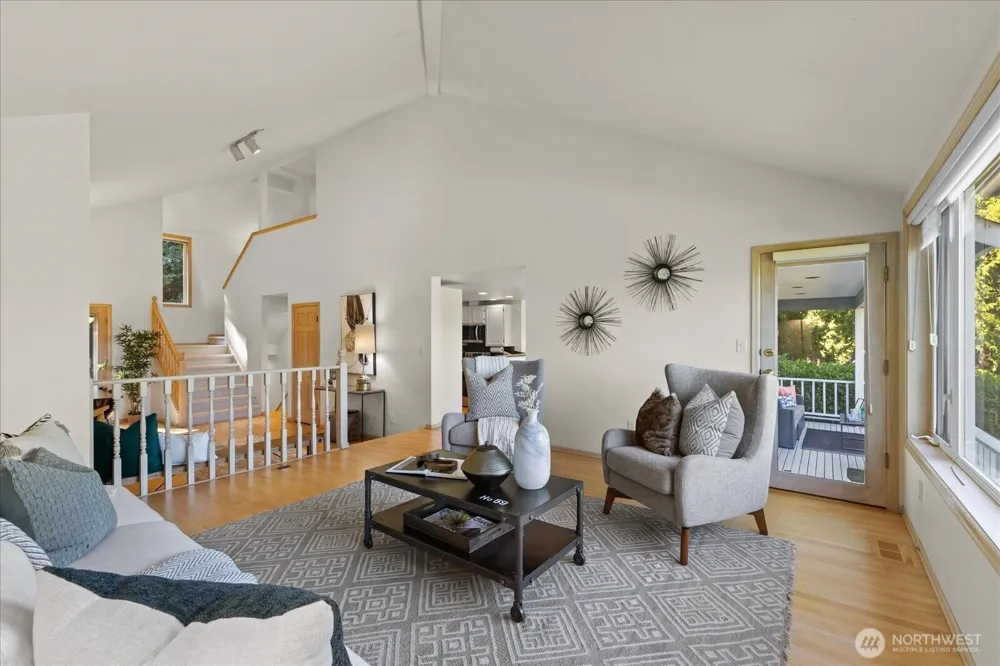 9009 45th Avenue NE Seattle, WA 98115
