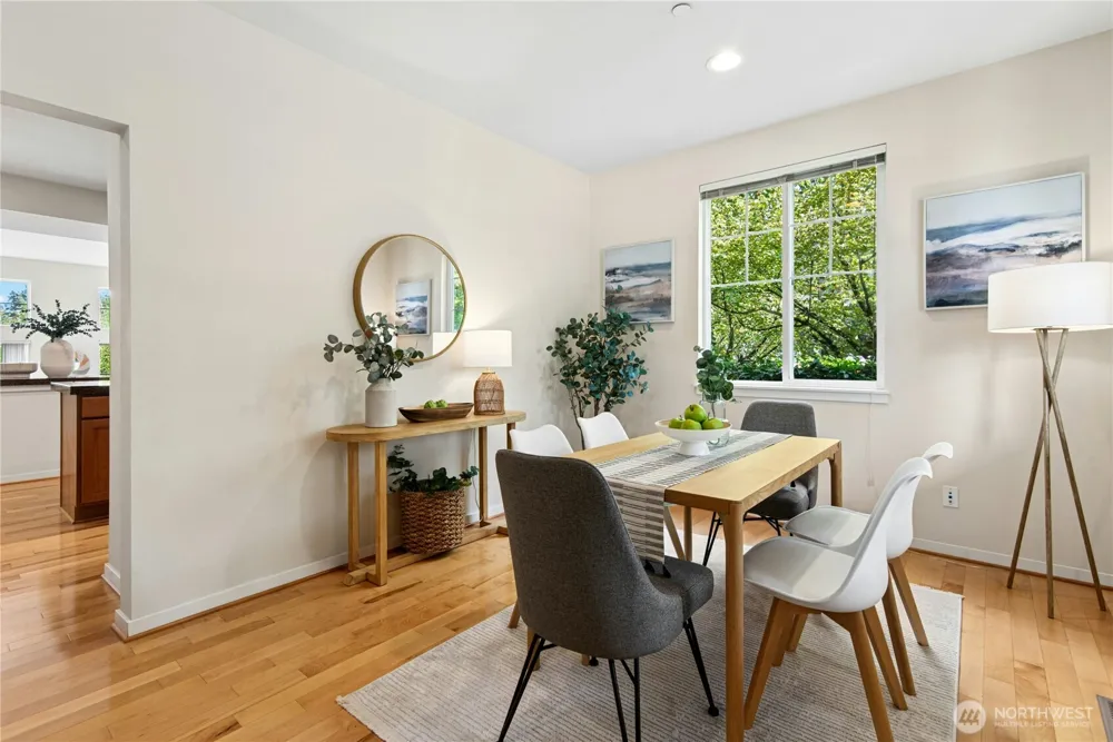 1901 NE Killian Lane Issaquah, WA 98029