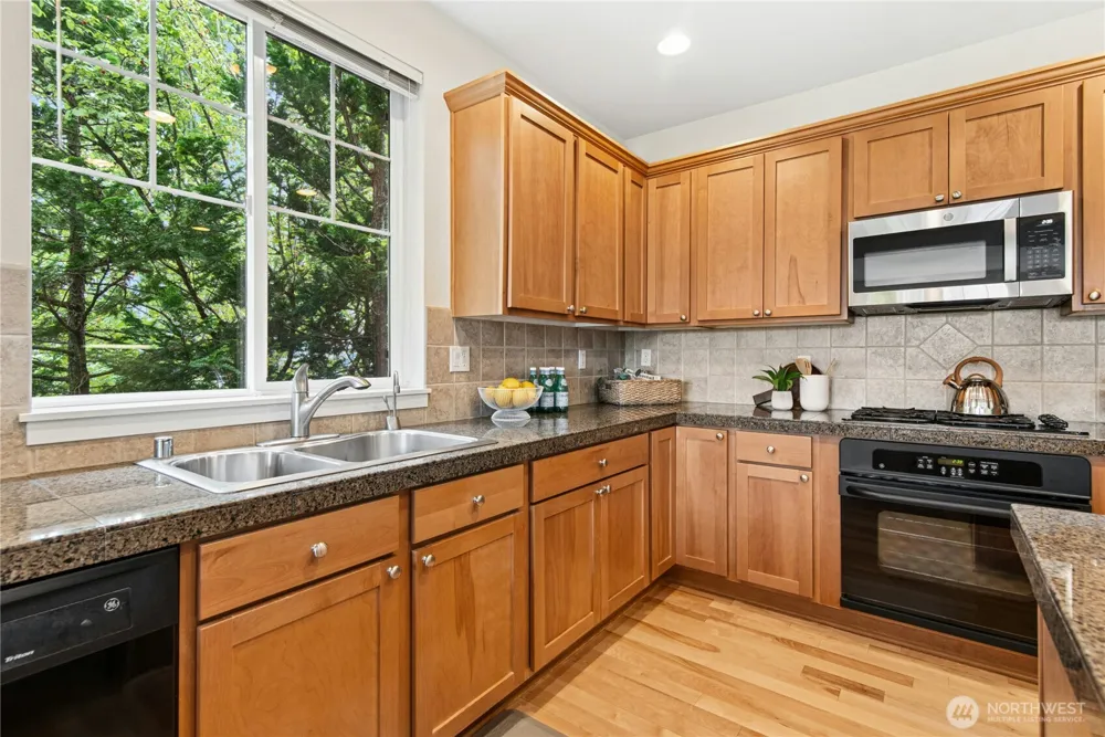 1901 NE Killian Lane Issaquah, WA 98029