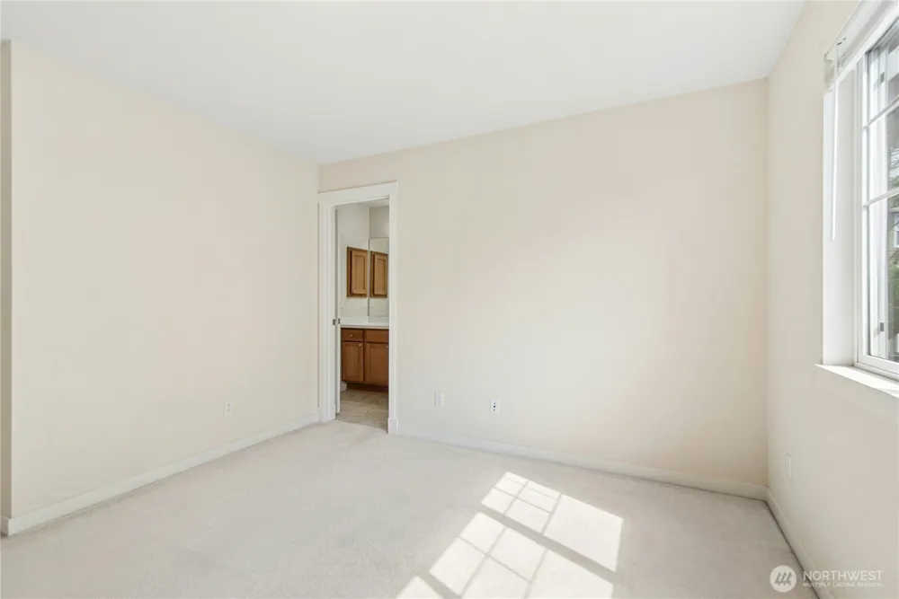 1901 NE Killian Lane Issaquah, WA 98029