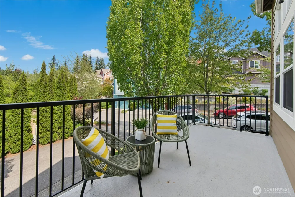 1901 NE Killian Lane Issaquah, WA 98029