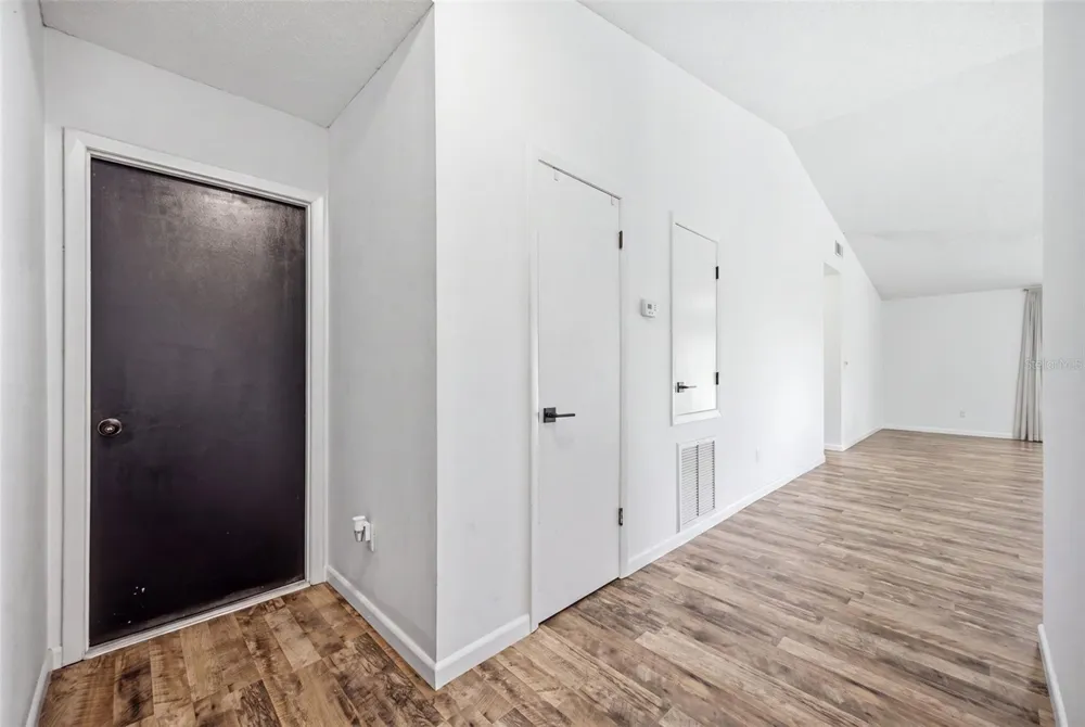 1705 CINNABAR COURT Brandon, FL 33510