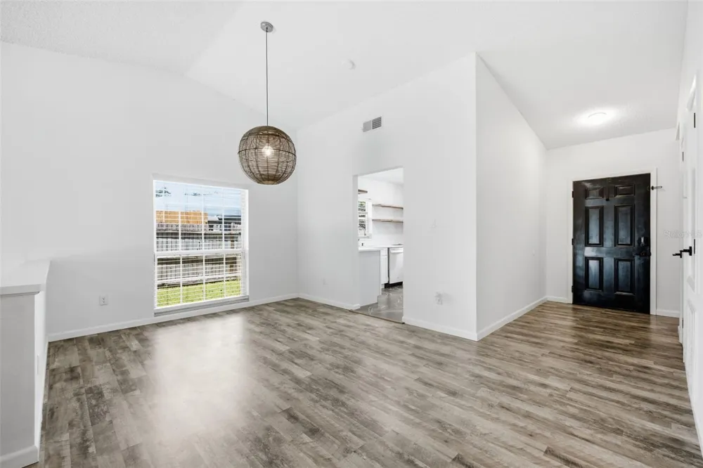 1705 CINNABAR COURT Brandon, FL 33510