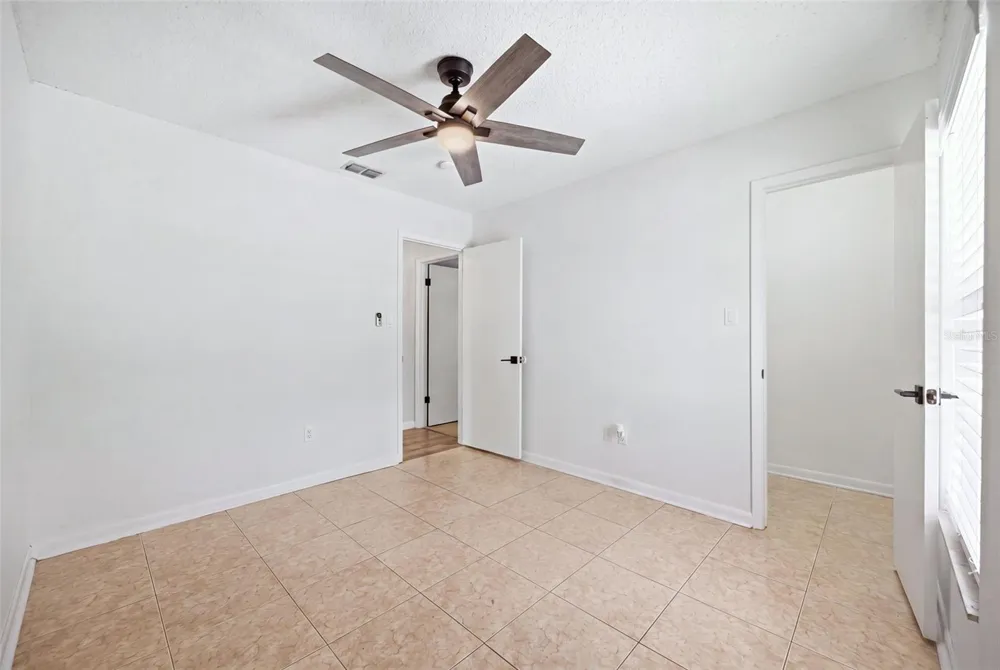 1705 CINNABAR COURT Brandon, FL 33510