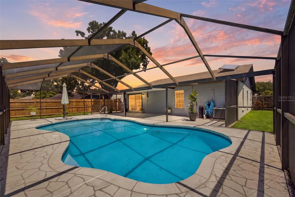 1705 CINNABAR COURT Brandon, FL 33510