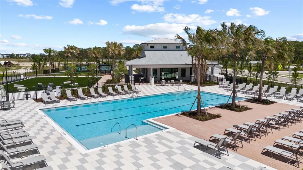 290 HOLLY BANK AVENUE Nokomis, FL 34275