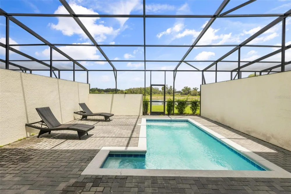 7147 OAKMOSS LOOP Davenport, FL 33837