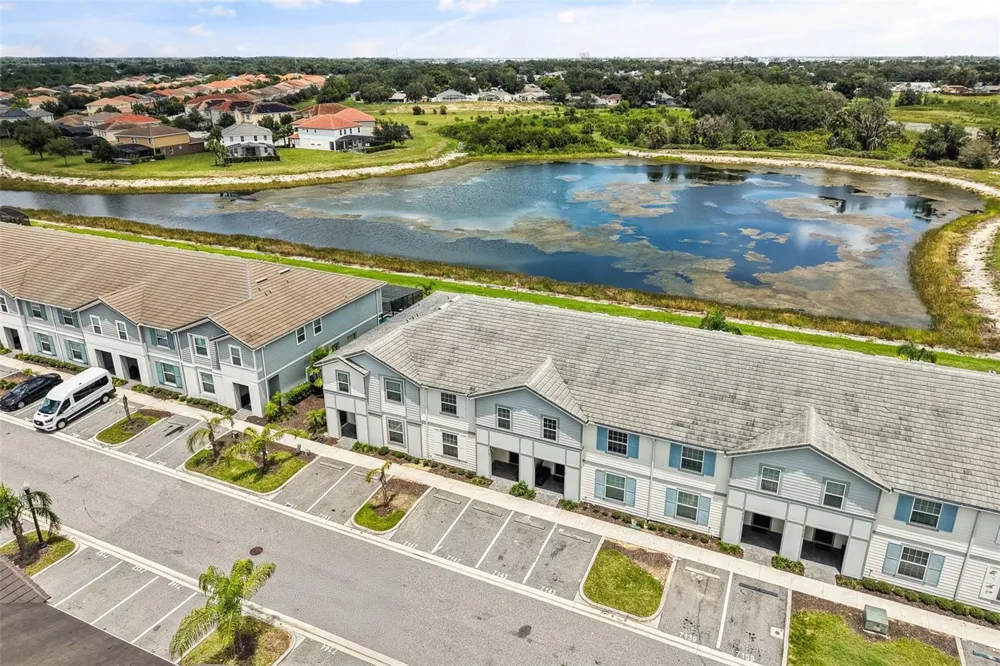 7147 OAKMOSS LOOP Davenport, FL 33837