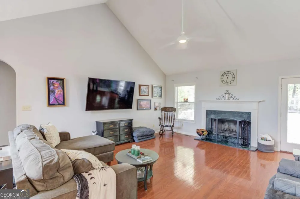 3314 Banks Mountain DR Gainesville, GA 30506