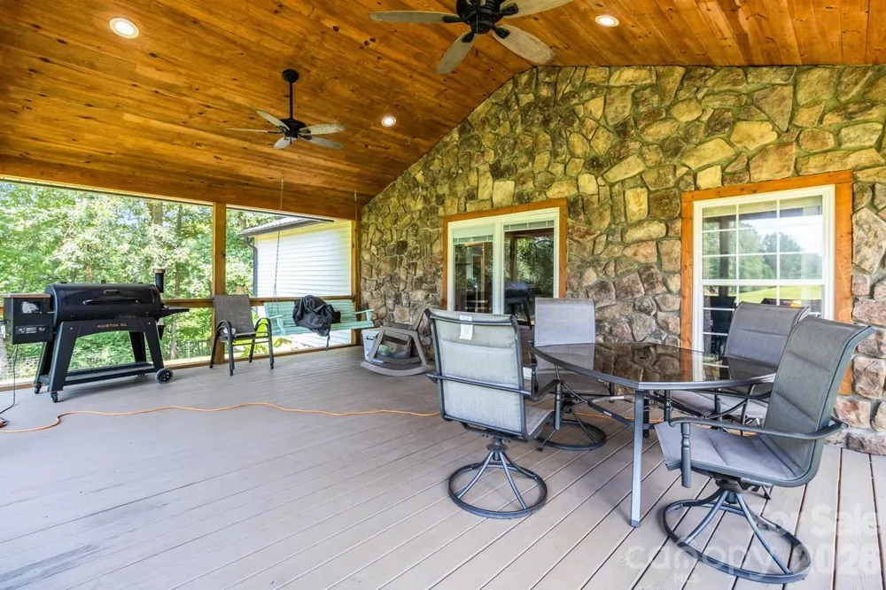 393 Cedar Grove Church Road Vale, NC 28168