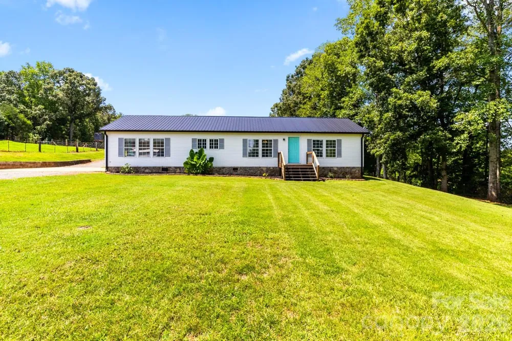 393 Cedar Grove Church Road Vale, NC 28168