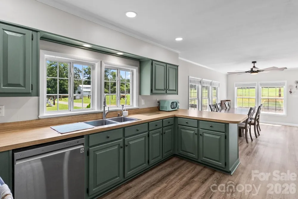 393 Cedar Grove Church Road Vale, NC 28168